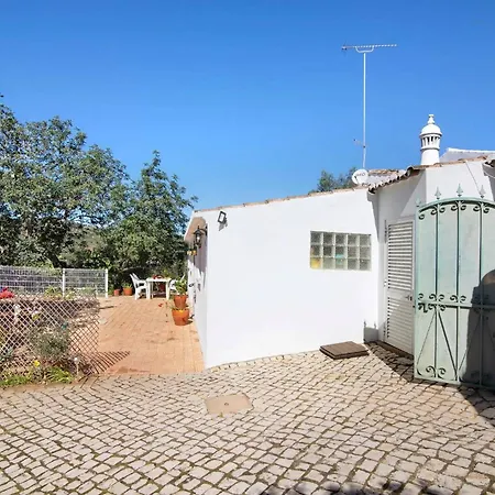Casa Laranjeira V2 度假居 *